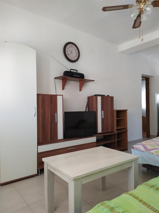 Apartmani Vjeko Vir Exteriér fotografie