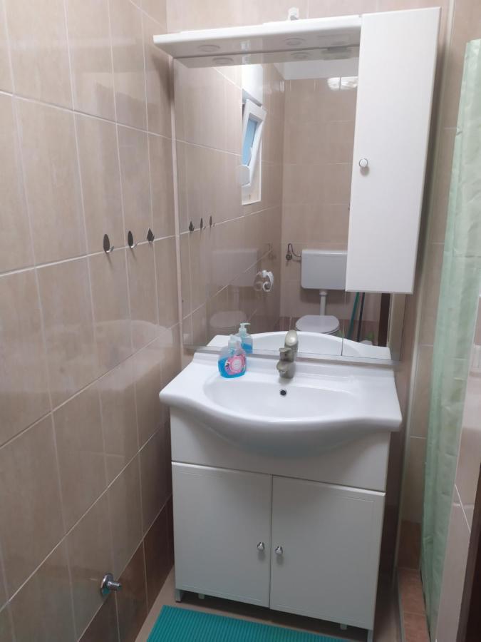Apartmani Vjeko Vir Exteriér fotografie