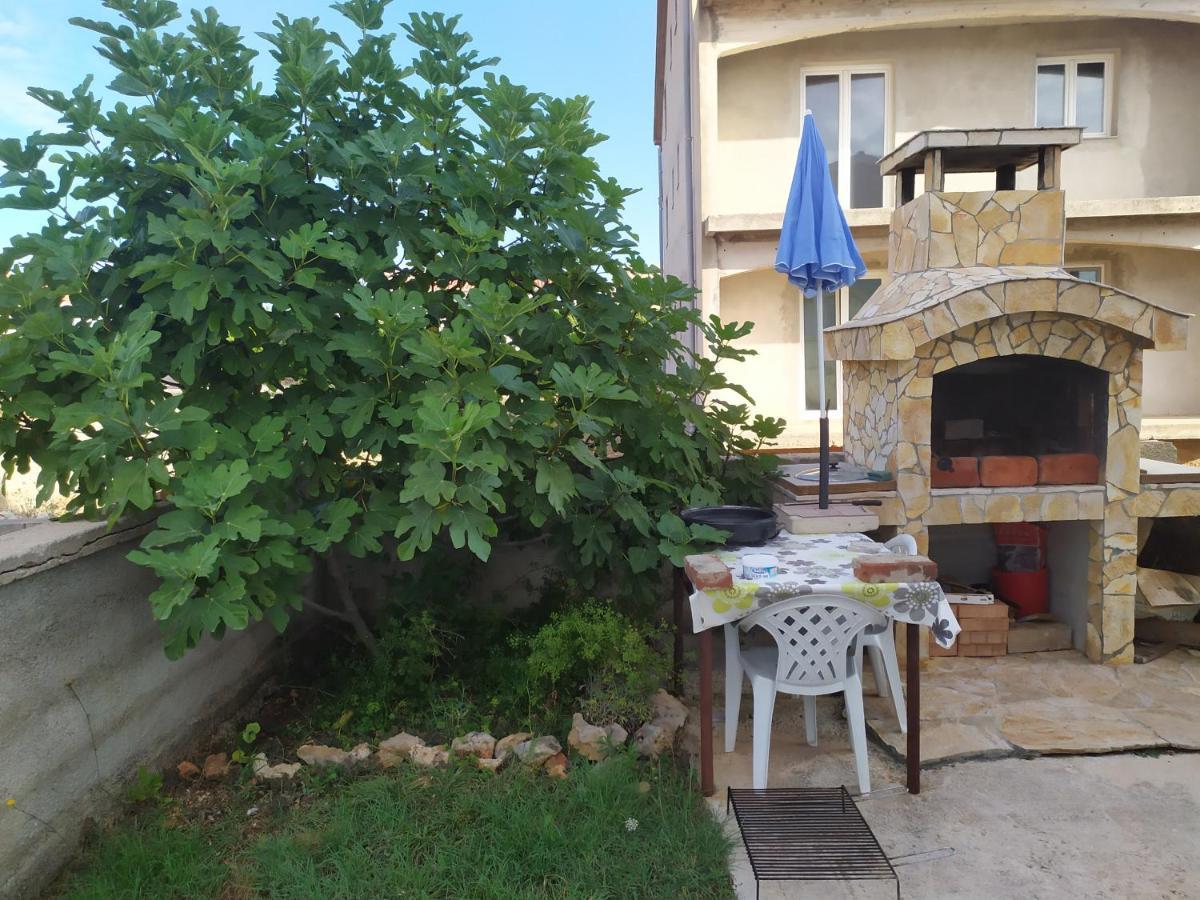 Apartmani Vjeko Vir Exteriér fotografie
